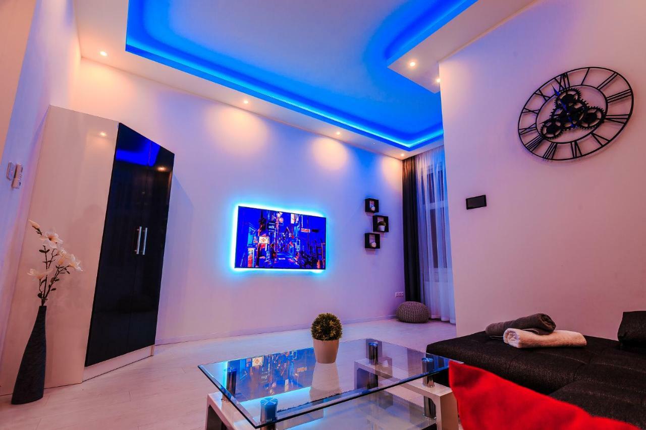 סגד Luxury Smart Apartments מראה חיצוני תמונה